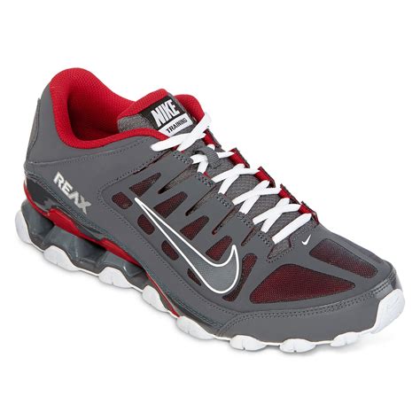 reax 8 training shoes